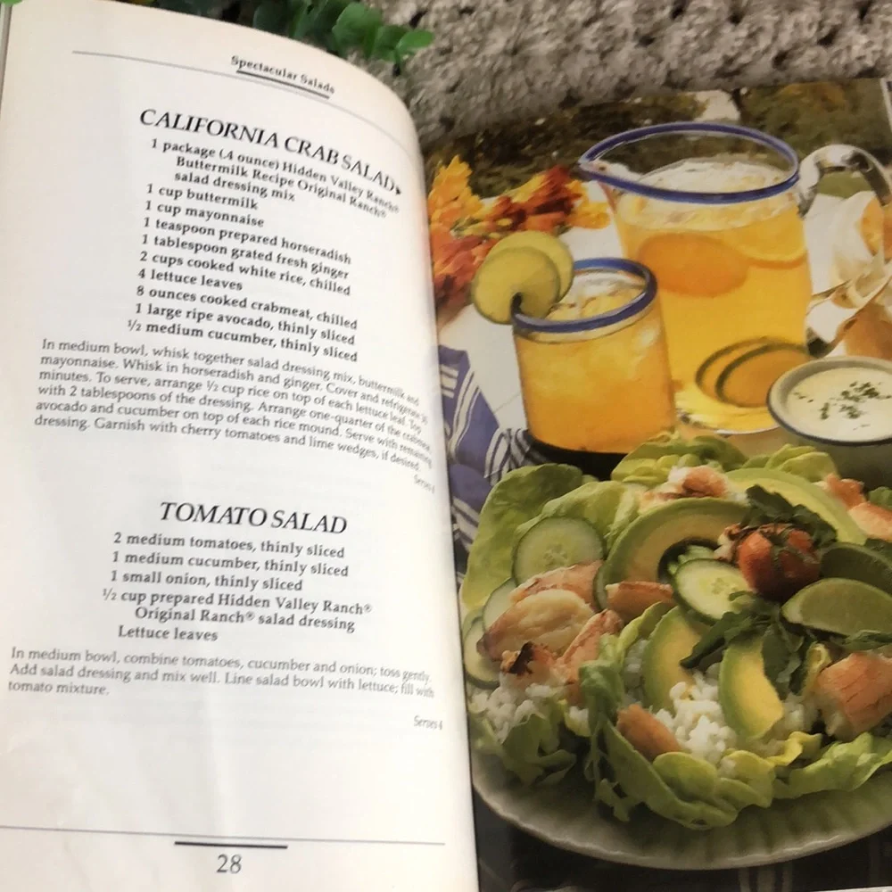 1992 Hidden Valley Ranch Easy Cooking Recipe Book